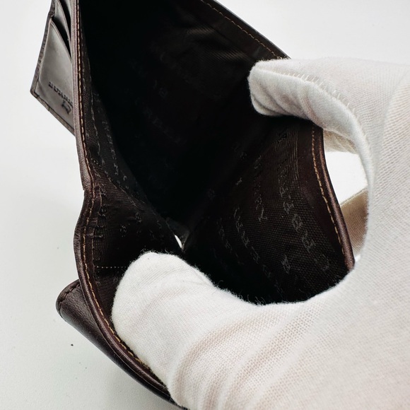 Burberry Bi fold Wallet - Picture 9 of 11